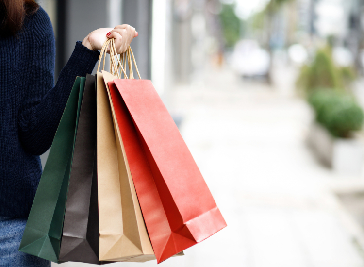 Shopping-Tüten für Gutscheine